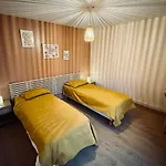 Large And Cozy Family Vakantiehuis *