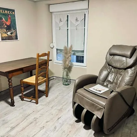 Large And Cozy Family *