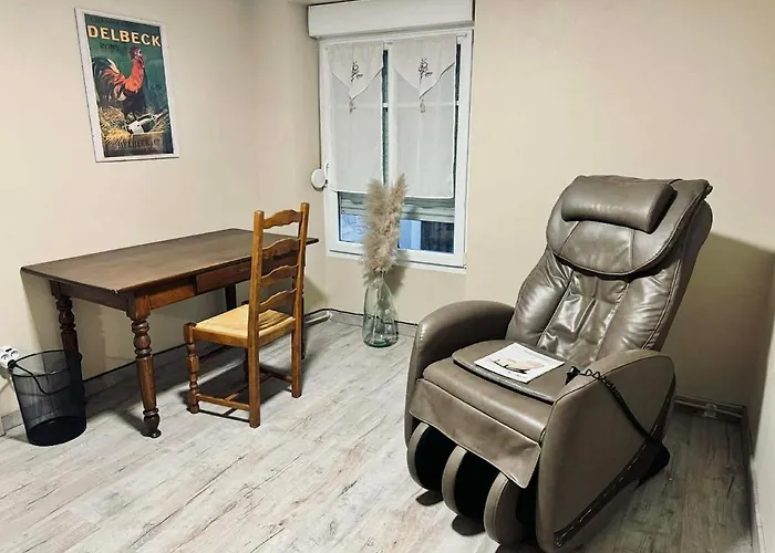 Large And Cozy Family *