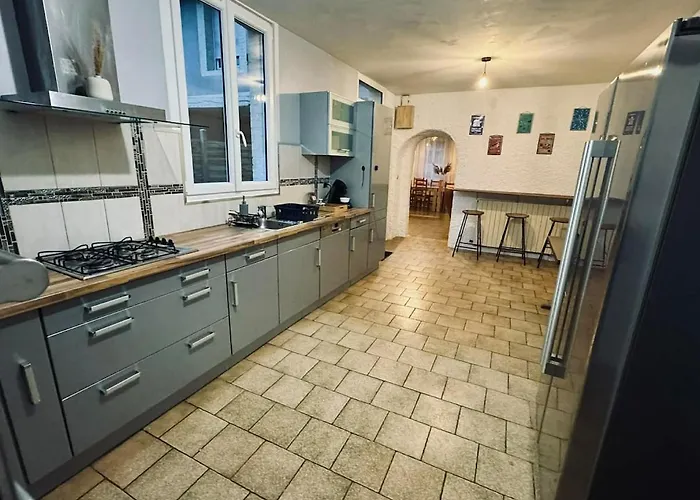 Hébergement de vacances Large And Cozy Family